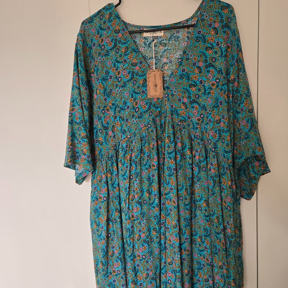 NWT Natural Life Boho floral summery dress size XL with POCKETS!!!